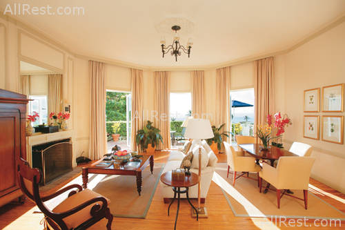 Elbow Beach Hotel 13